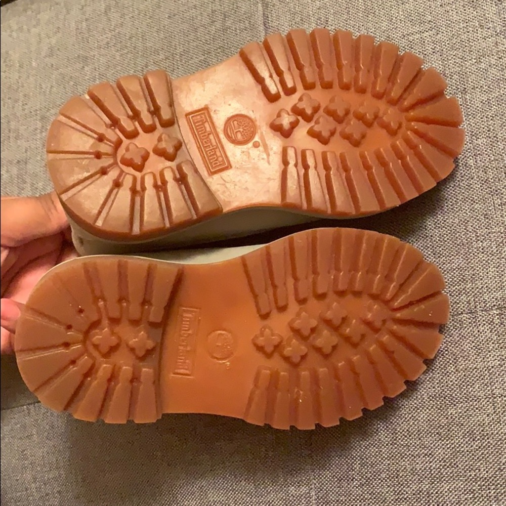 Gray Timberlands - Picture 3 of 3